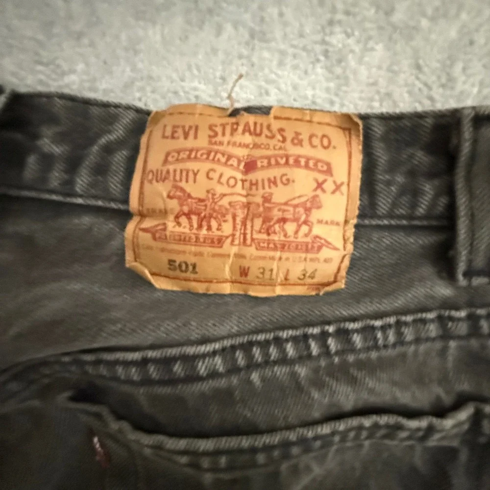 Levis these levi